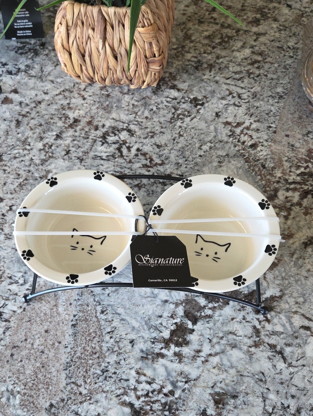 Signature Housewares Ceramic Cat Double Bowl Set